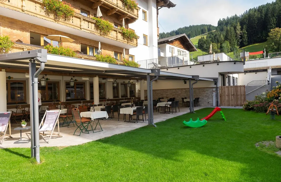 Landhotel Tirolerhof - Wildschoenau - Premium Card Im Sommer-1