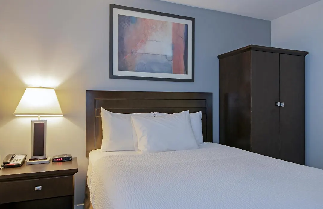 Travelodge By Wyndham Kamloops Mountview-1
