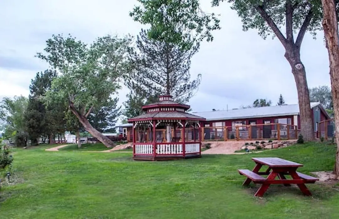 Riverwood Resort On The Gunnison-1