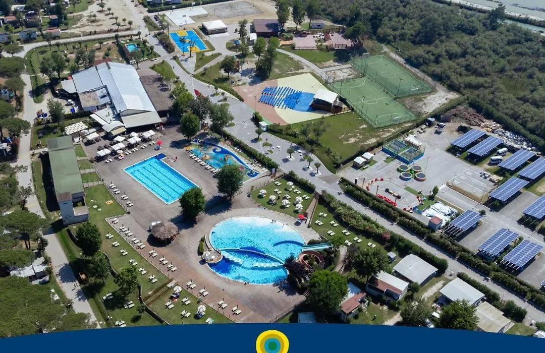 Club Del Sole Spina Family Collection-1