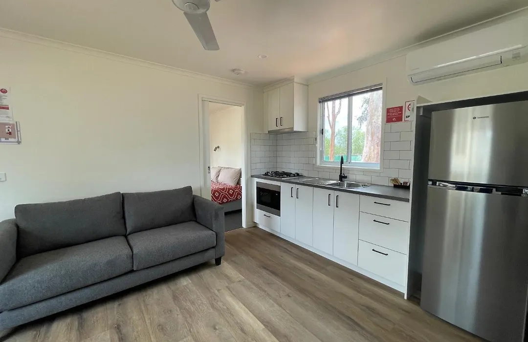 Cobar Caravan Park-1