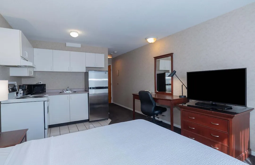 Sandman Hotel Penticton-1