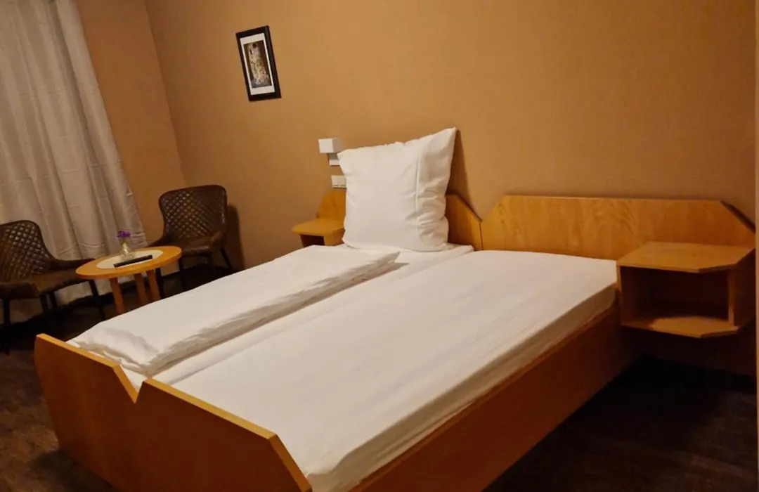 Hotel Restaurant Oliva-1