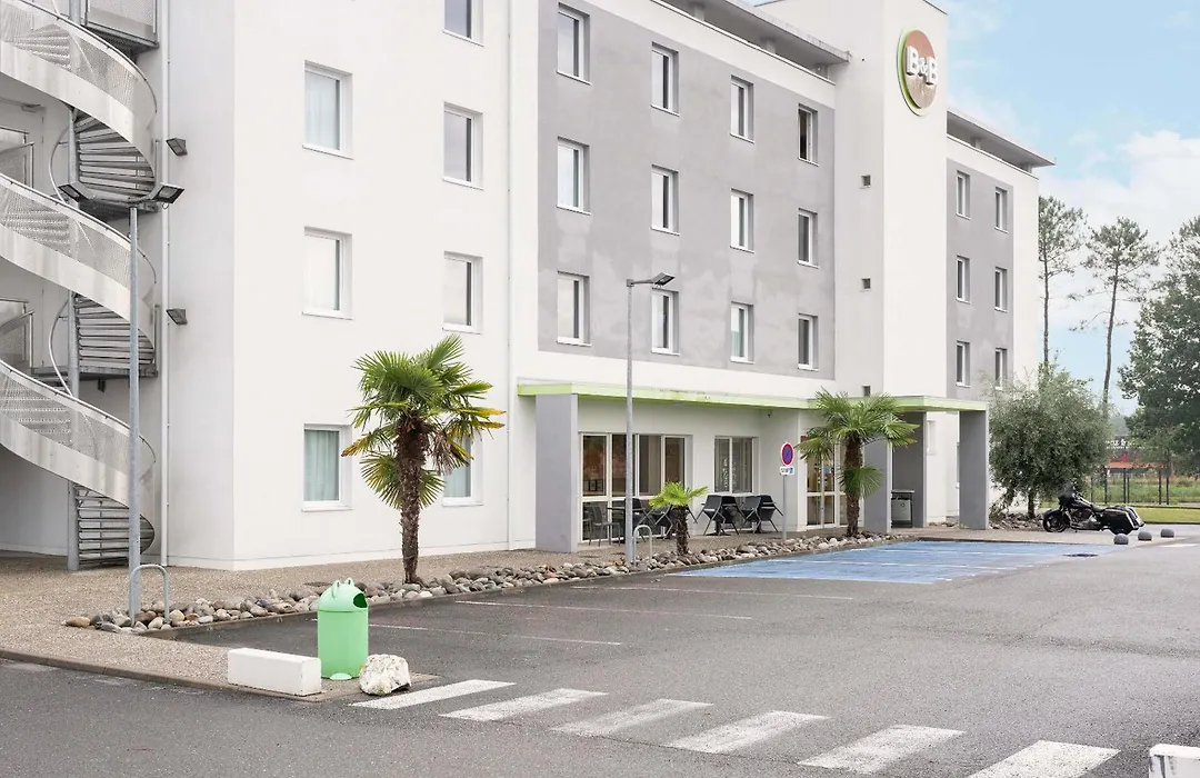 B&B Hotel Mont-De-Marsan-1