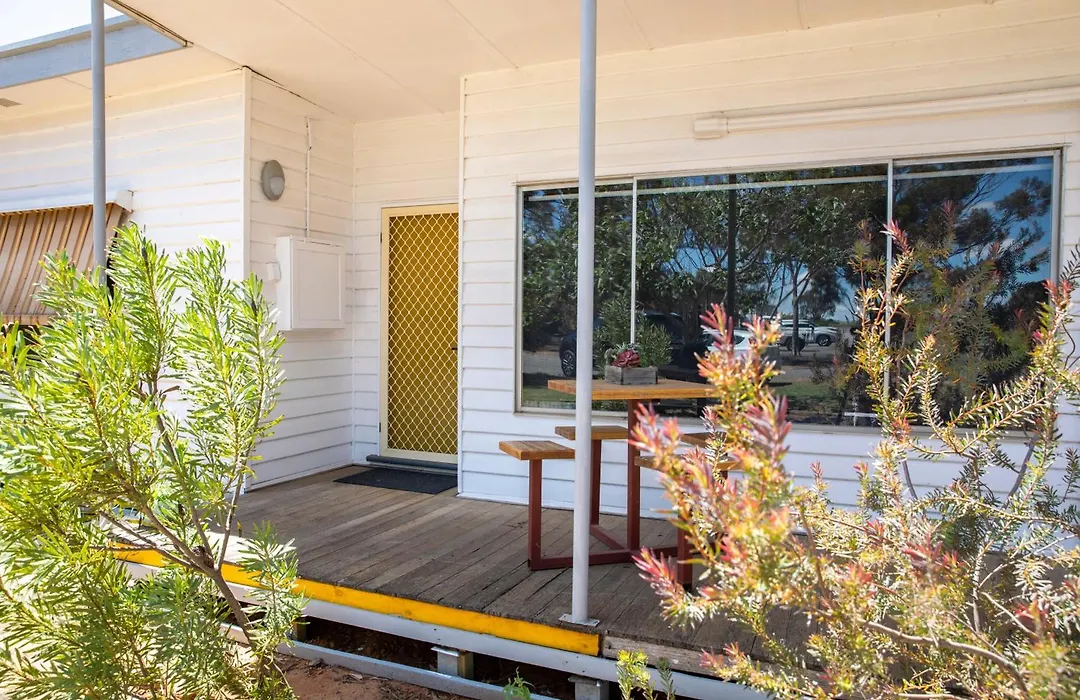 Sea Lake Motel-24 Hour Check-In Private Ensuite Rooms-1
