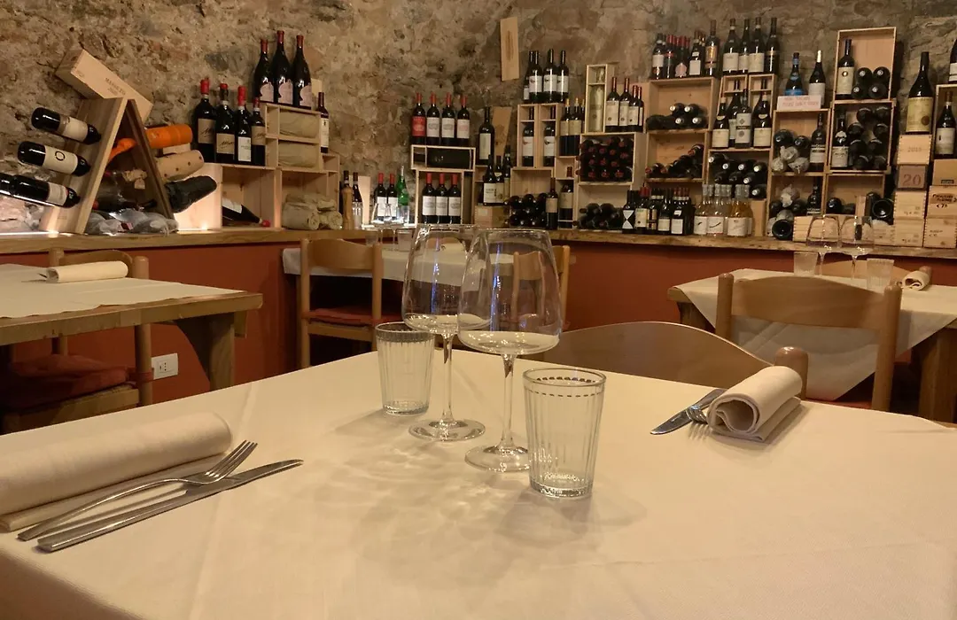 Osteria Al Cantonaccio Rooms-1