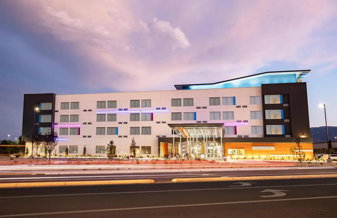 Aloft By Marriott Reno-Tahoe International Airport-1