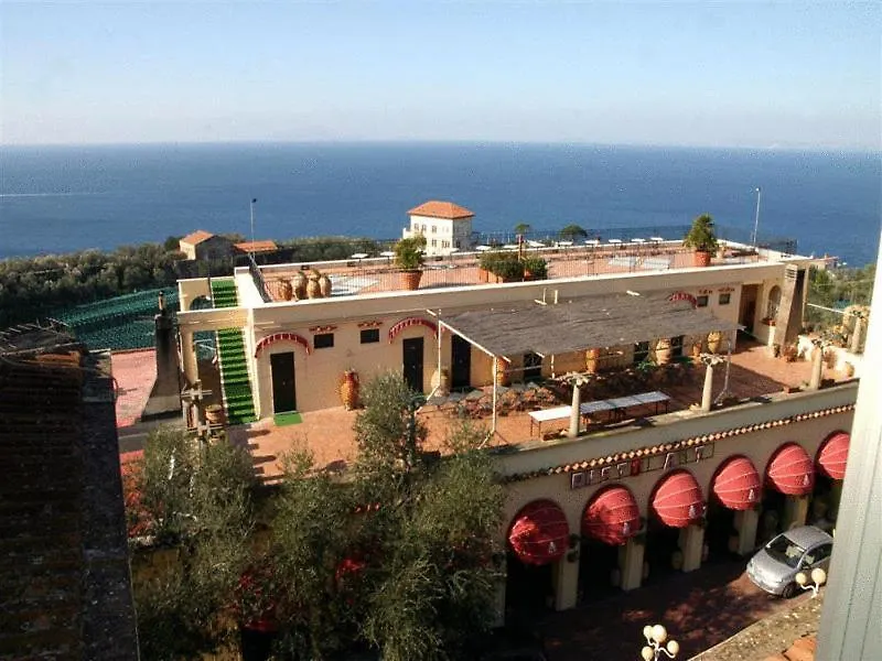 Hotel Villa Pina Antico Francischiello-1