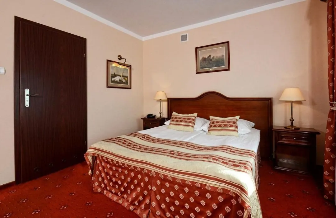 Hotel Zubrowka Spa & Wellness-1