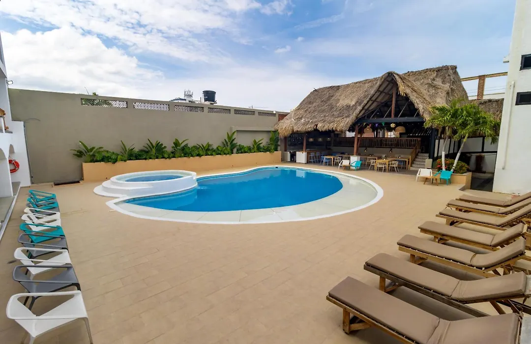 Hotel Sansiraka Suites By Geh Suites-1