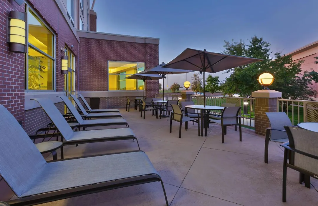 Courtyard Omaha La Vista-1
