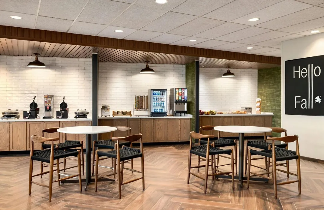 Fairfield By Marriott Inn & Suites Bethlehem Pa-1