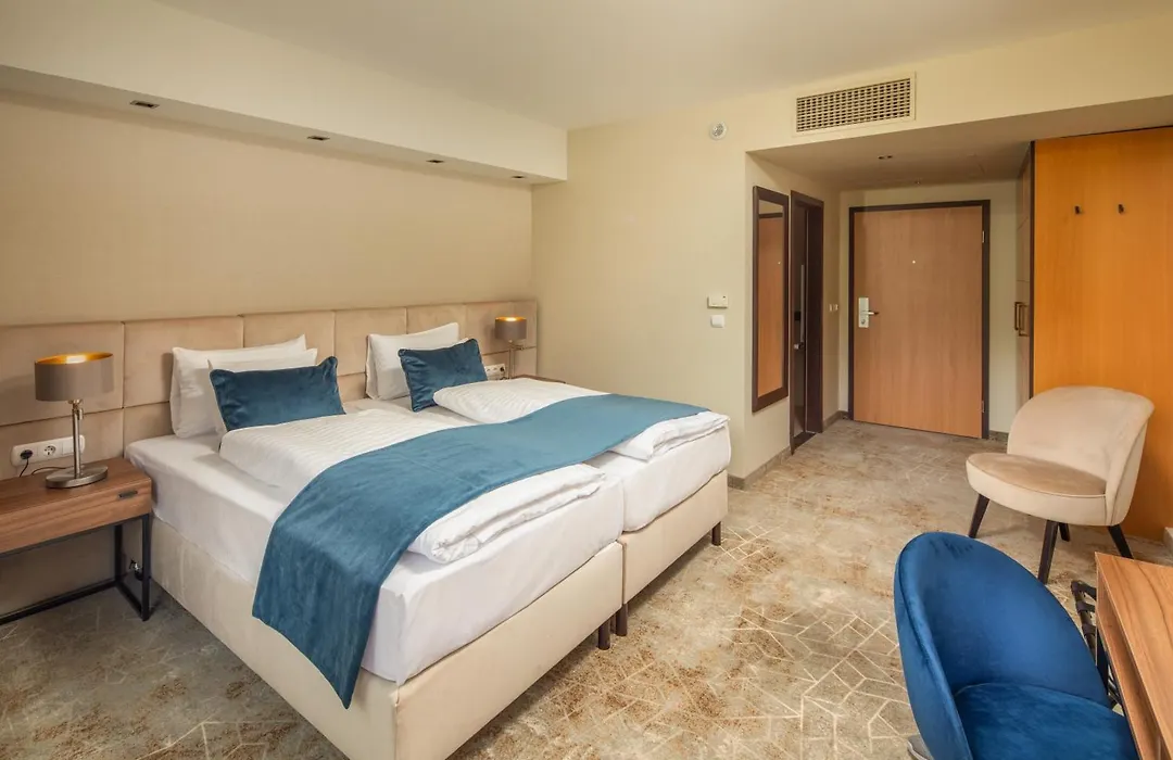 Fagus Hotel Conference&Spa-1