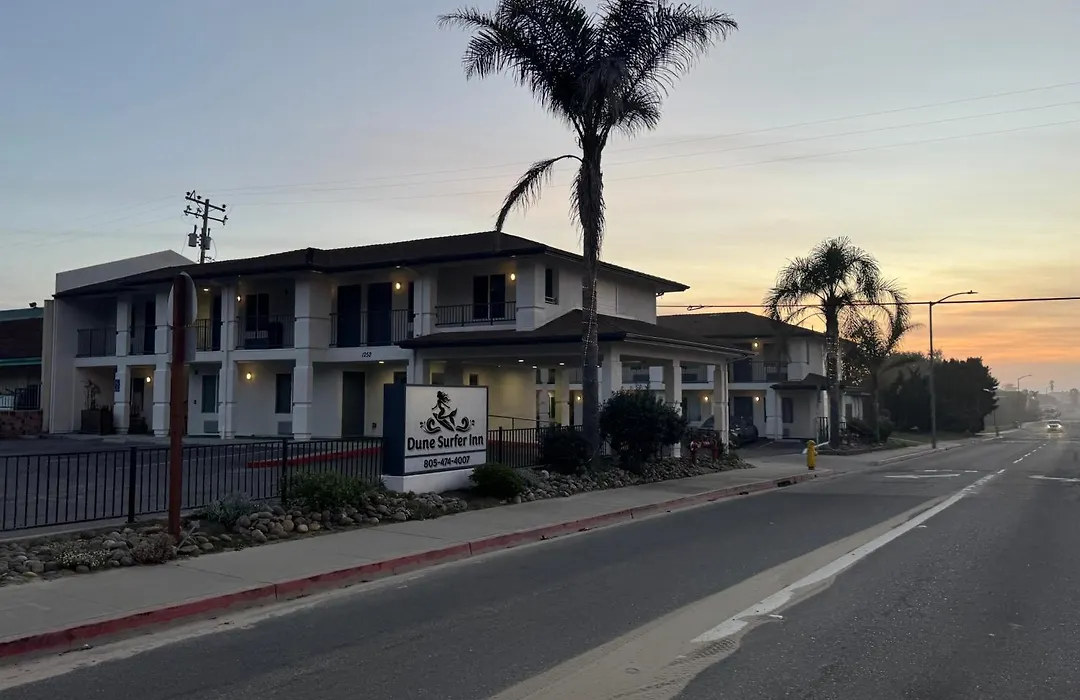 Dune Surfer Inn-1
