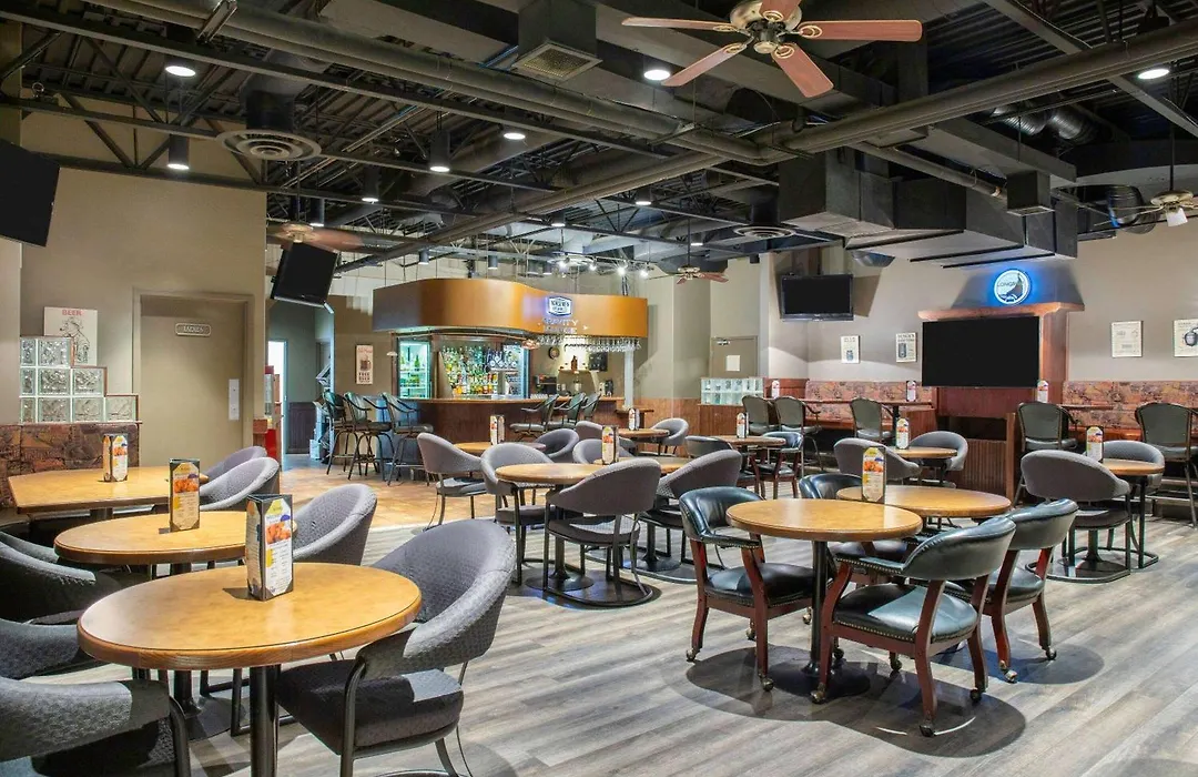 Days Inn & Conference Centre By Wyndham Camrose Norsemen-1