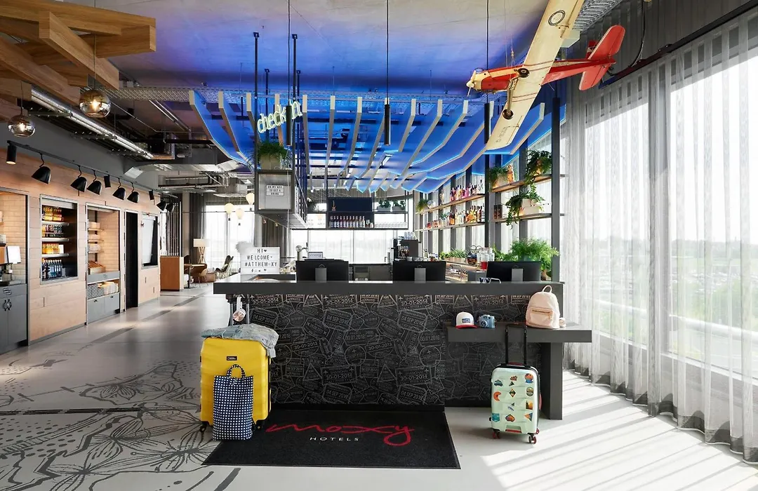Moxy Cologne Bonn Airport-1