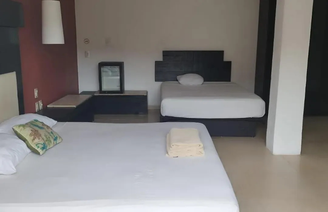Hotel Blvd-1