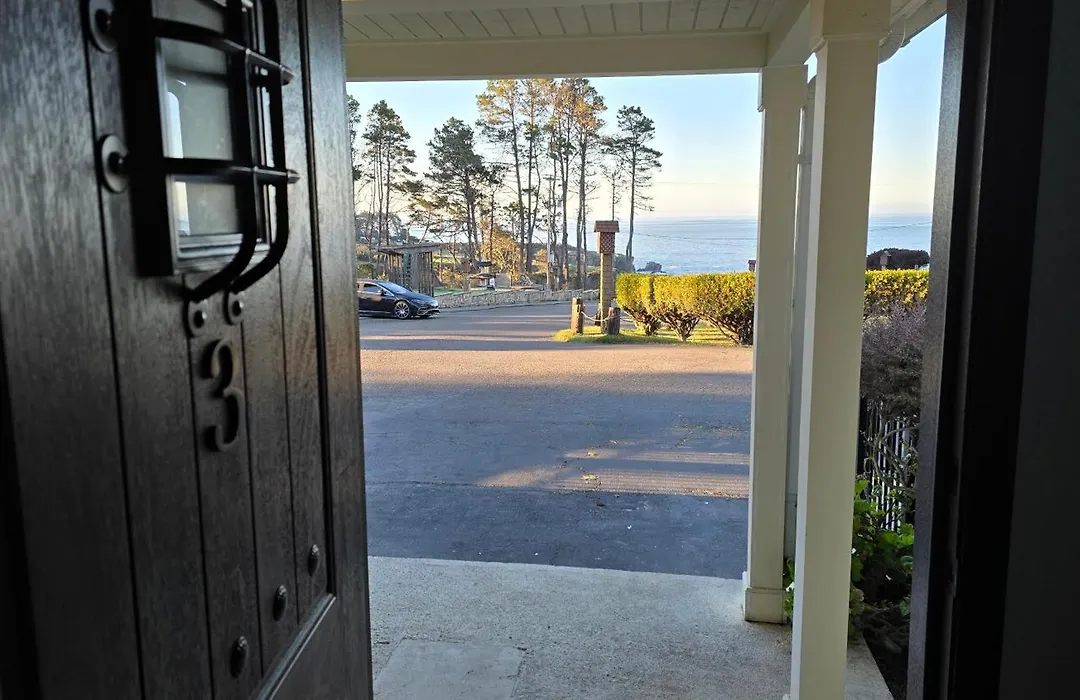 Ocean Cove Lodge-1