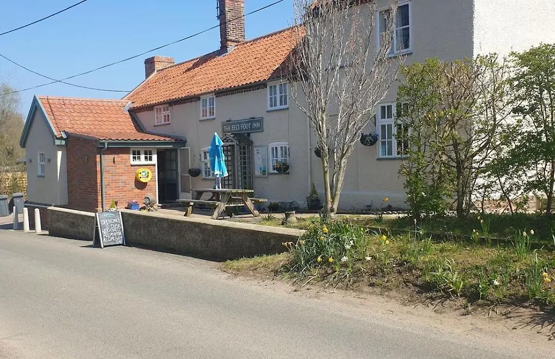 The Eelsfoot Inn-1
