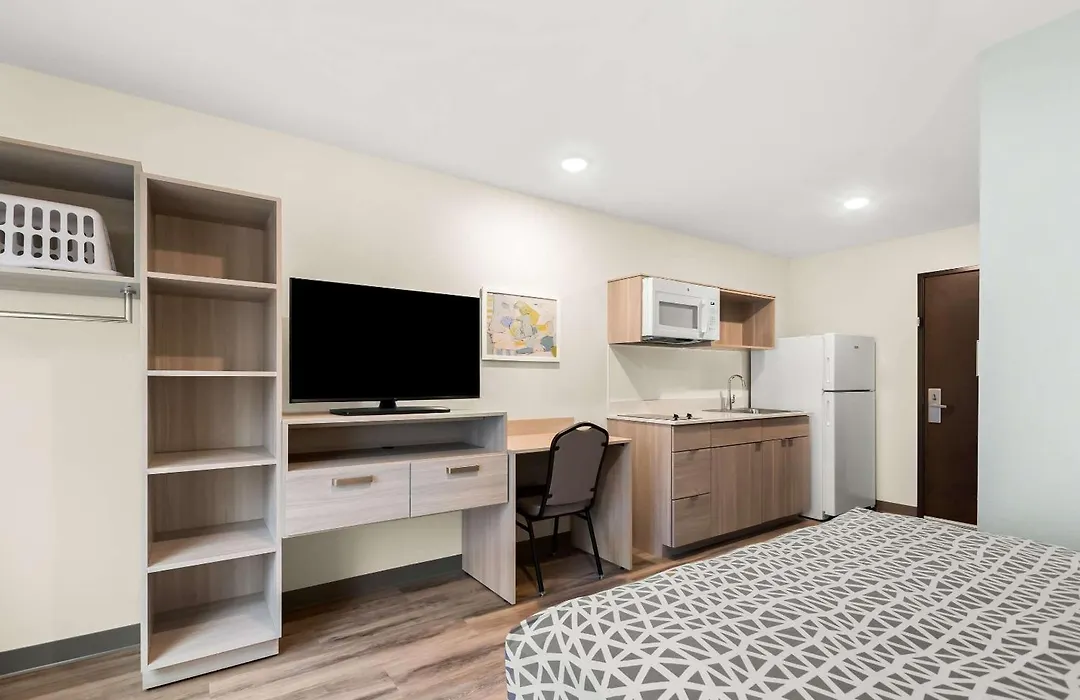 Woodspring Suites Savannah West Chatham Parkway-1