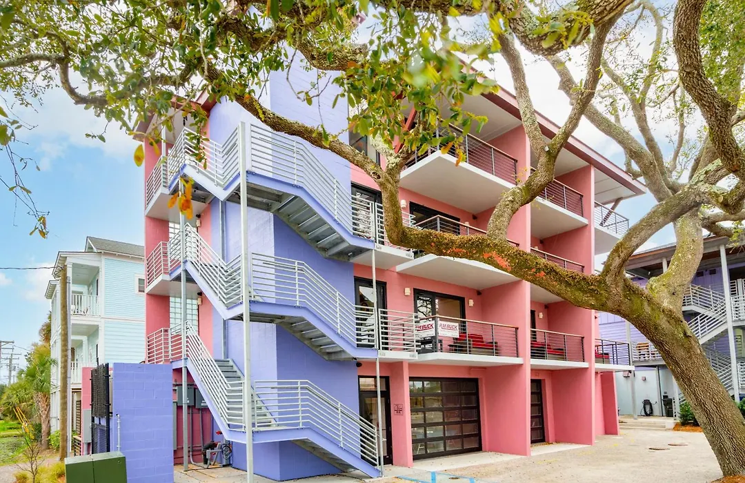 Boutique Vera Hotel In The Heart Of Folly Beach-1