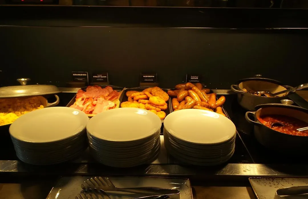Ibis Swansea-1