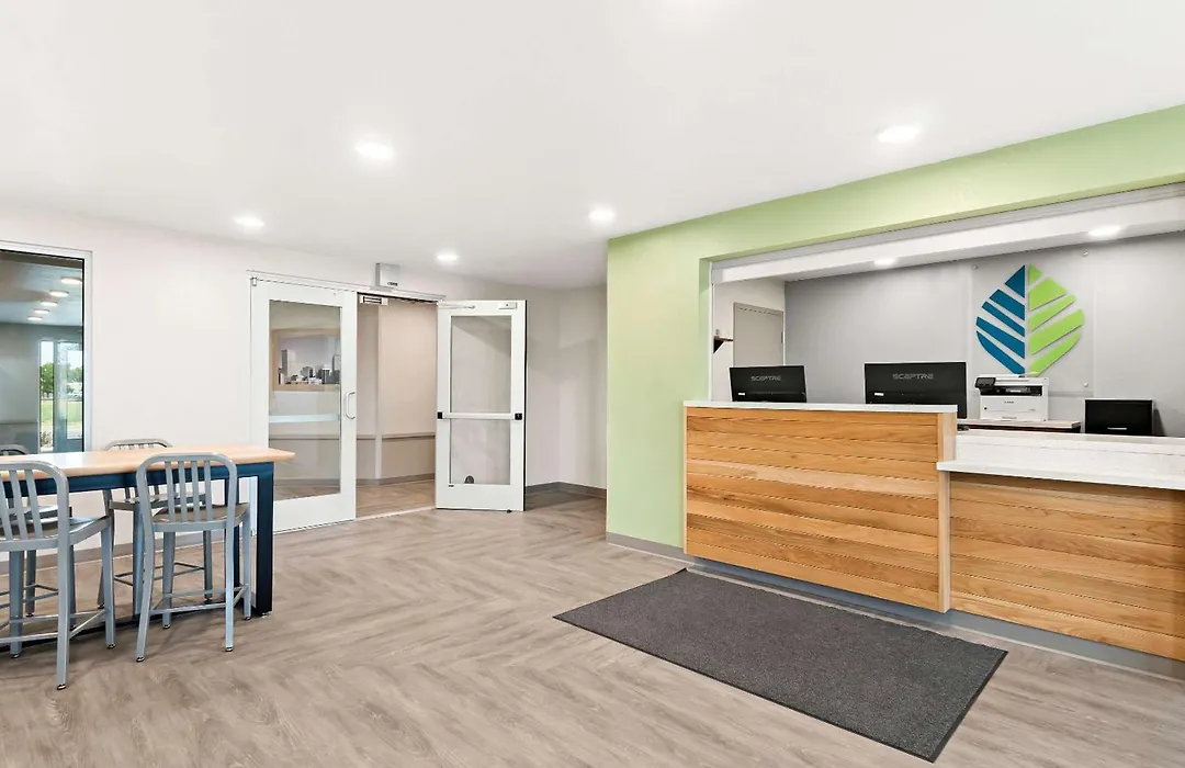 Woodspring Suites Denver Commerce City-1