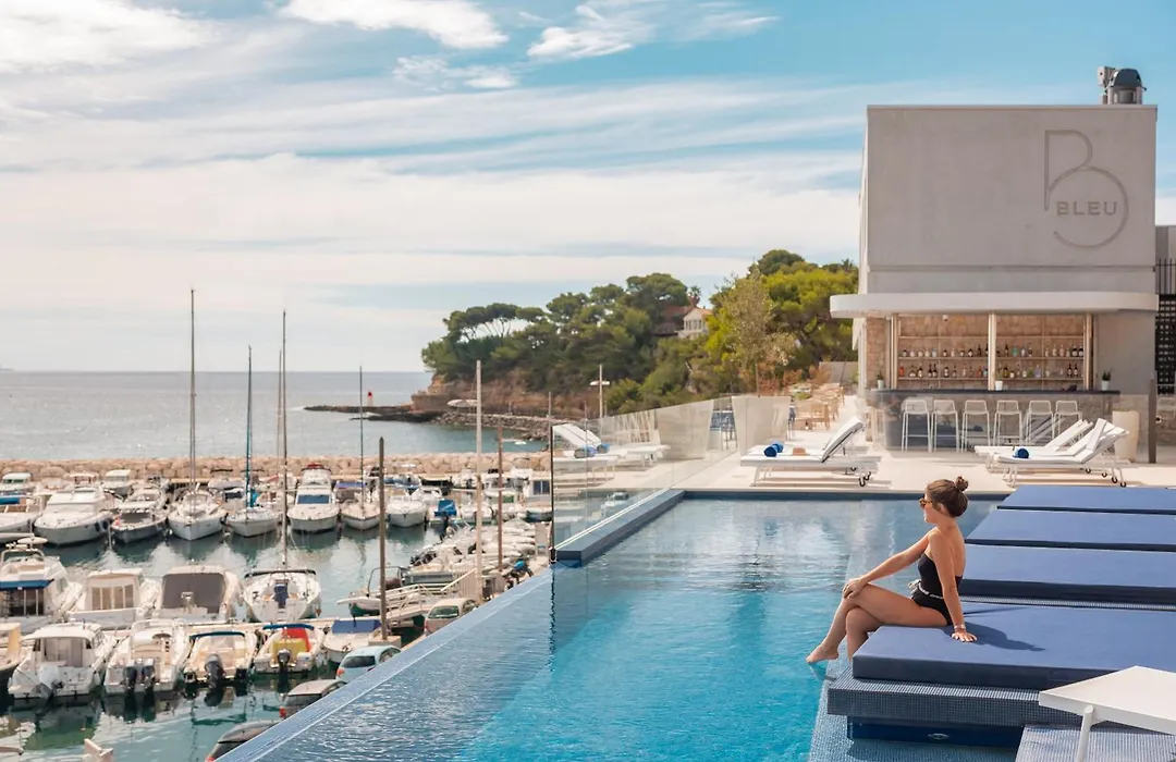 Bleu Hotel & Spa-1
