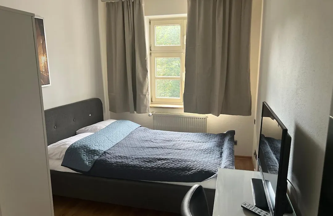 Upper-House Goldener Hirsch-1