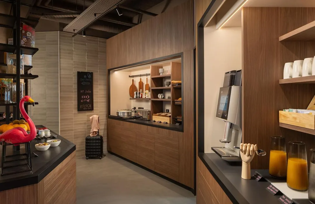 Moxy Paris Clamart-1