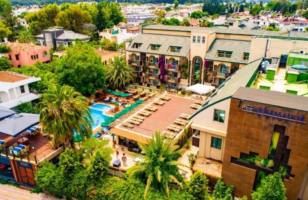 Ambasador Hotel-1