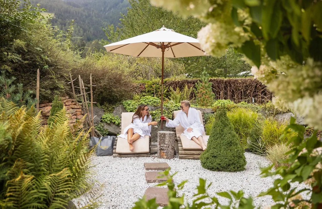 Familien-&Vitalhotel Auenhof-1