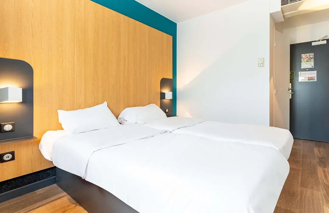 B&B Hotel Nantes Aeroport-1
