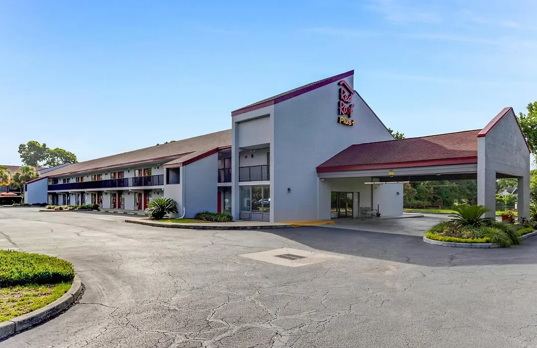 Red Roof Inn Plus+ Mt Pleasant - Patriots Point-1