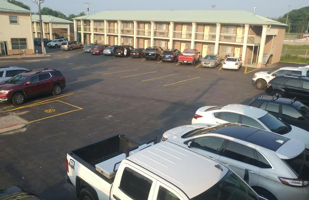 Riviera Inn And Suites 1000 Islands-1