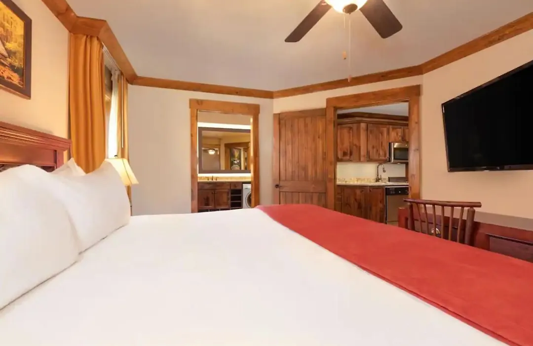 2Br Westgate Resort Sleeps 10 - Smoky Mtn Condo With Free Water Park-1