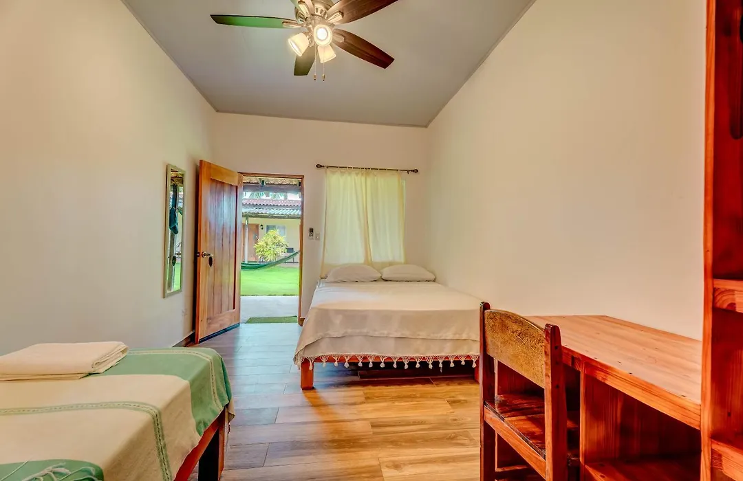 Beach Break Hotel & Surf Camp De Playa Venao-1