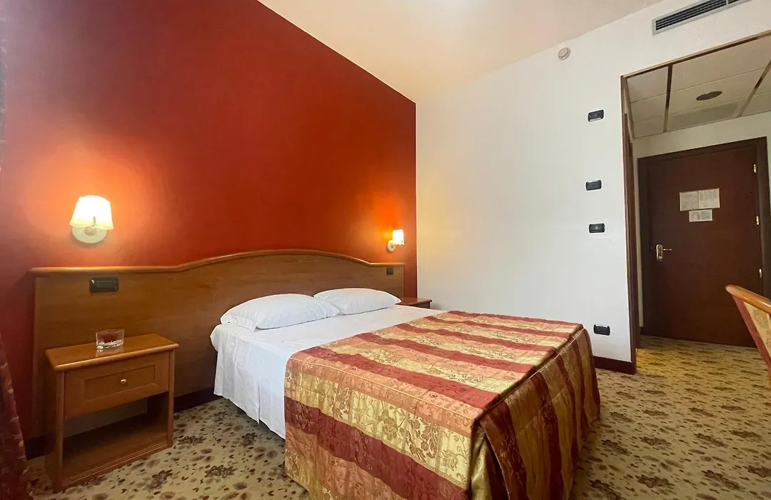Vald Hotel-1