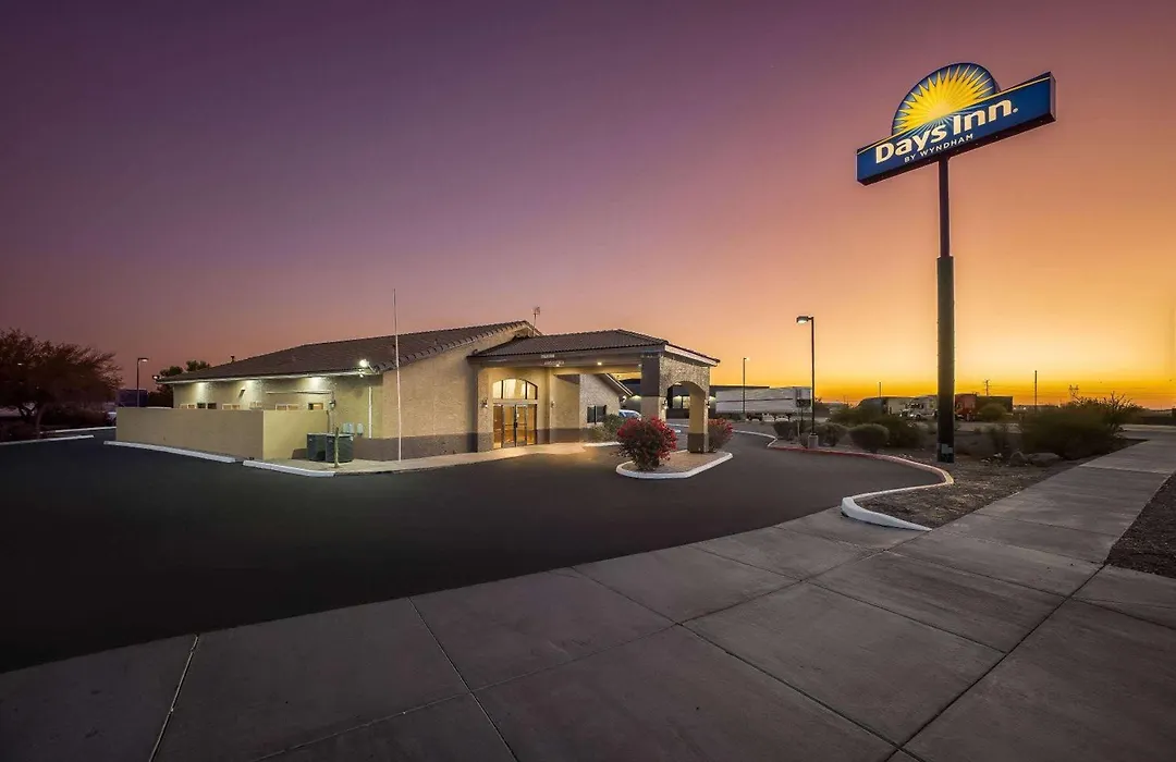 Days Inn By Wyndham Buckeye-1