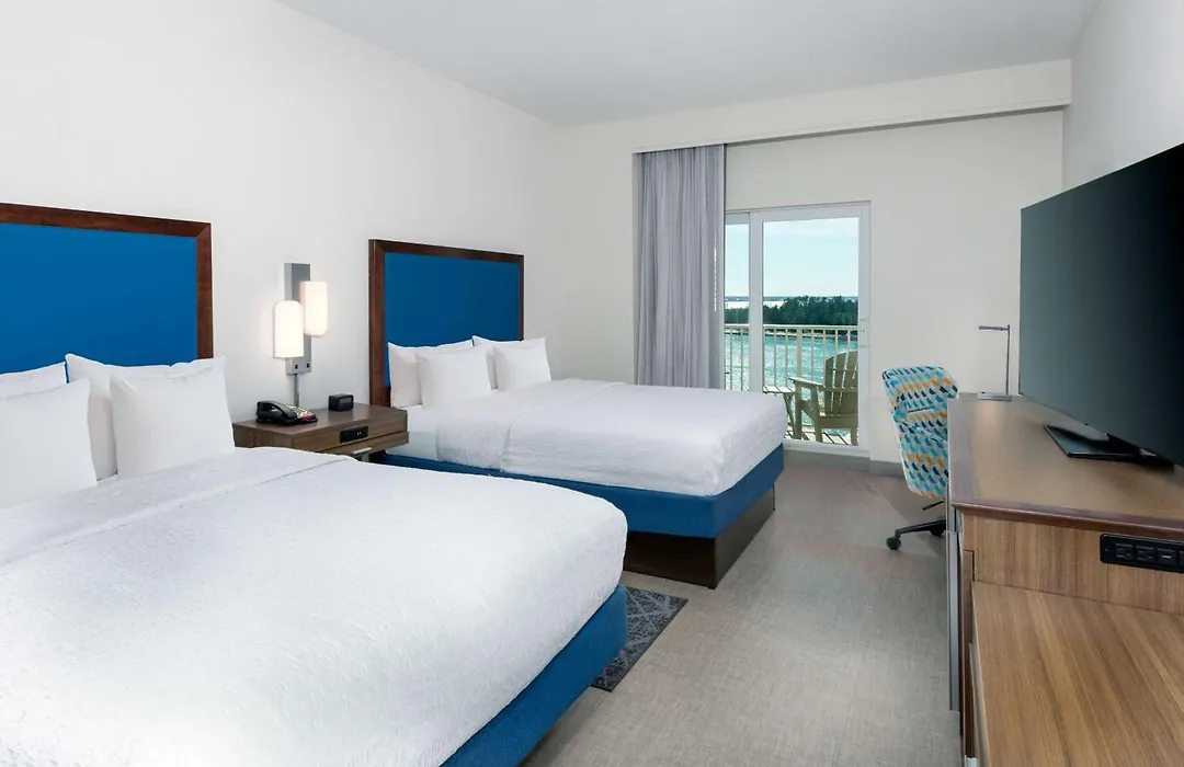 Hampton Inn And Suites Clearwater Beach-1