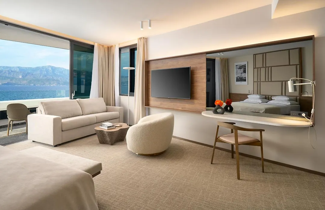 Grand Hotel View-1