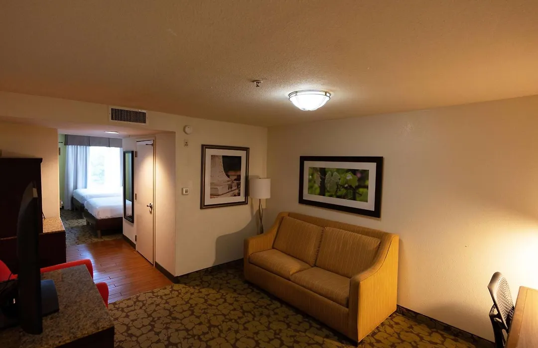 Wyndham Garden New Orleans Airport-1