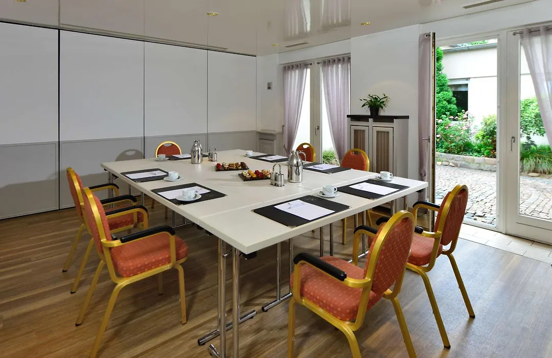 Best Western Hotel Der Föhrenhof-1