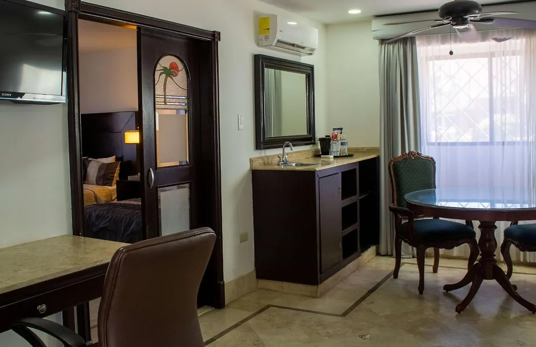 Wyndham Garden Los Mochis Plaza Inn-1