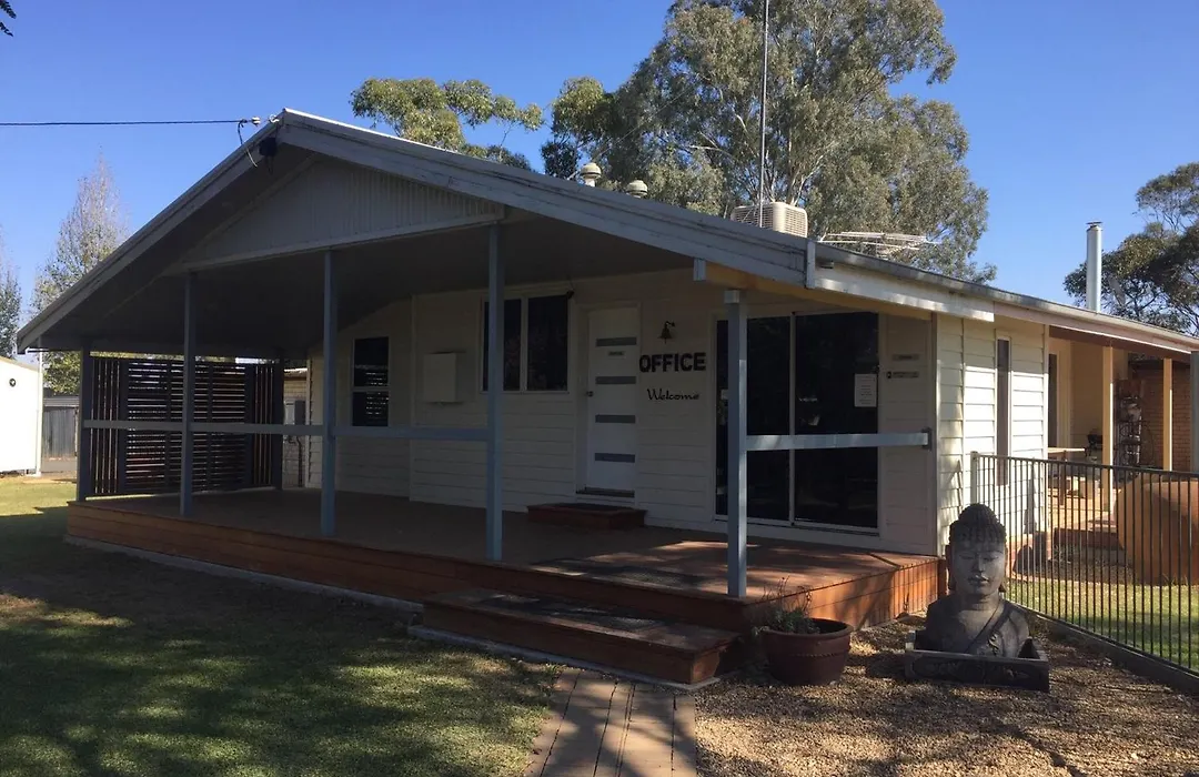 Carinya Caravan Park-1