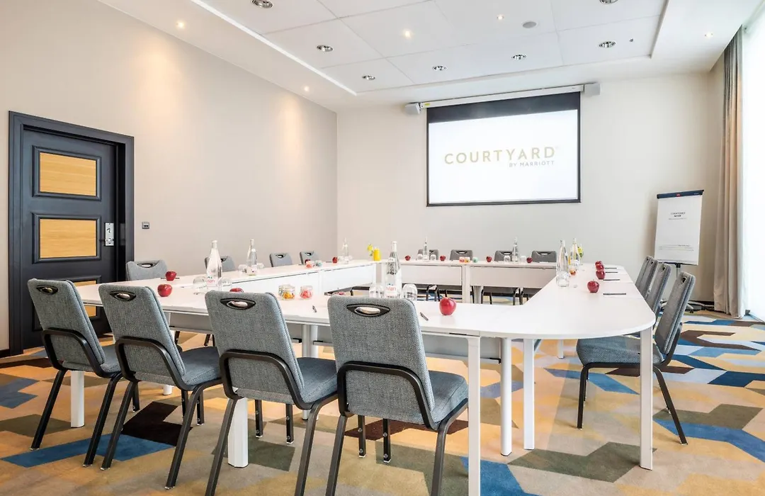 Courtyard By Marriott Brussels-1