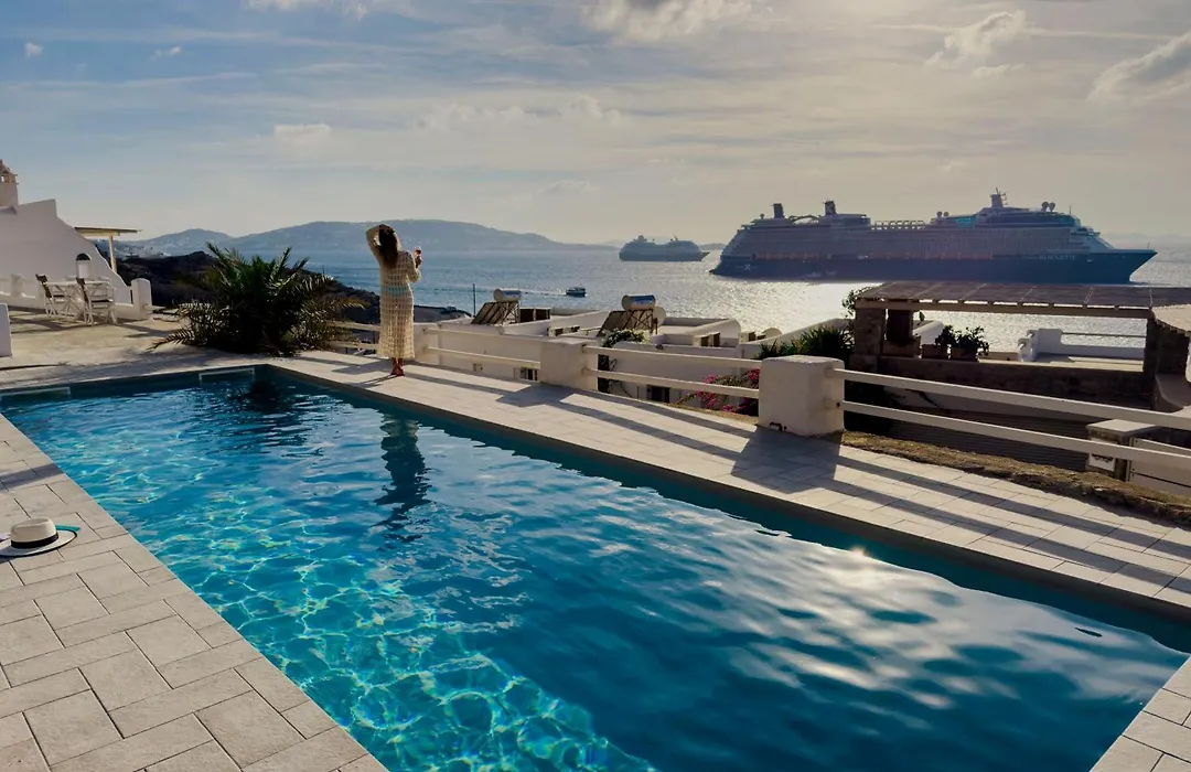 With-Inn Mykonos Suites-1