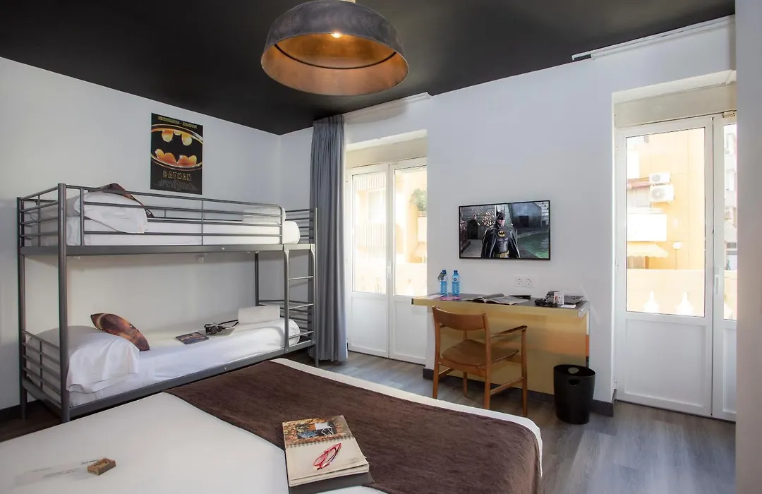 Casual Del Cine Valencia By Casual Hoteles-1