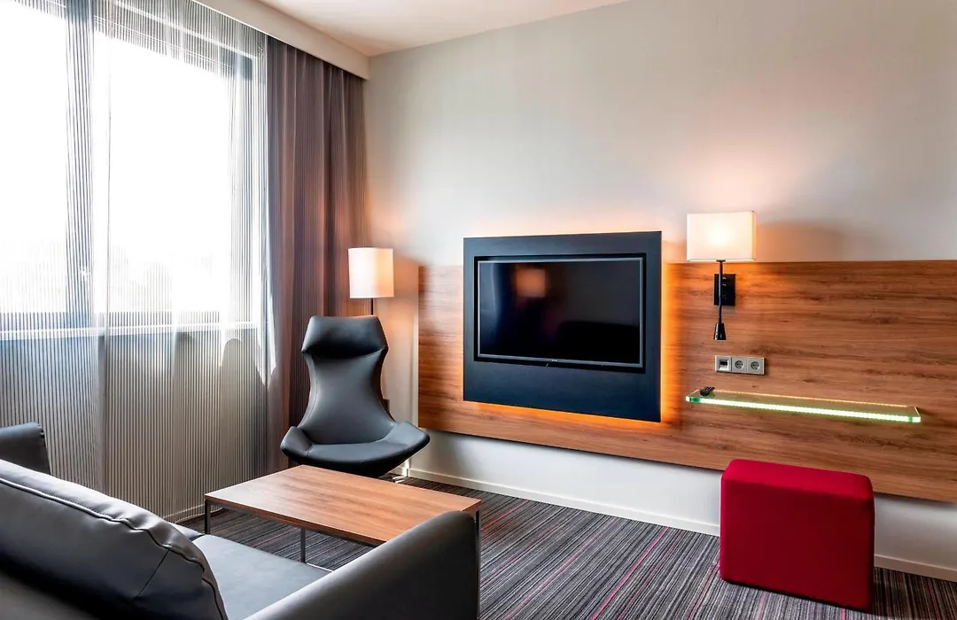 Moxy Milan Linate Airport-1
