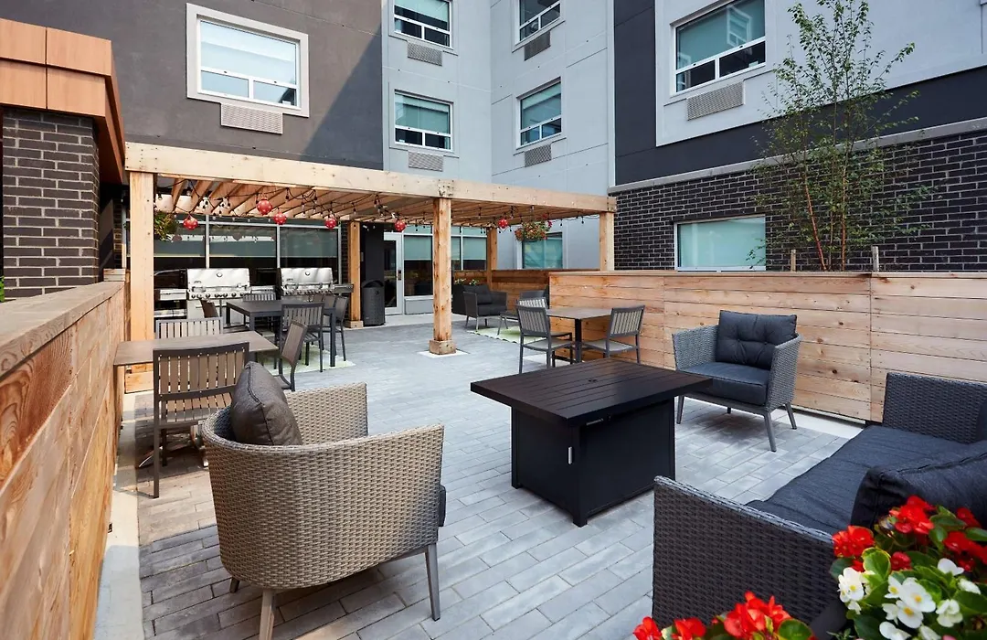 Towneplace Suites By Marriott Hamilton-1